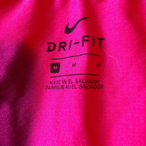Nike Dri Fit T-Shirt - Picture 2 of 2